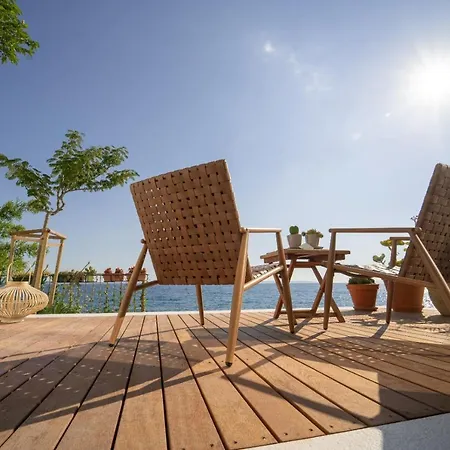 Villa Beach House More