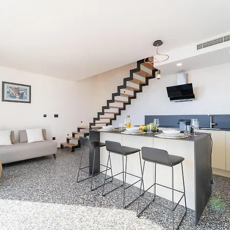 Villa Beach House More *